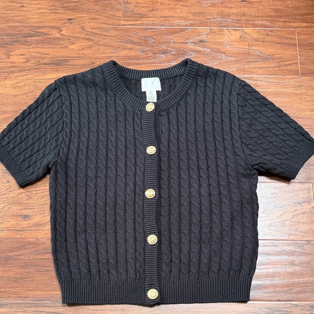 H&M button down short sleeve cardigan